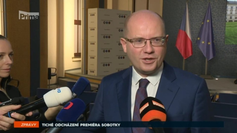 6. 12. 2017 ZPRÁVY: TICHÉ ODCHÁZENÍ PREMIÉRA SOBOTKY